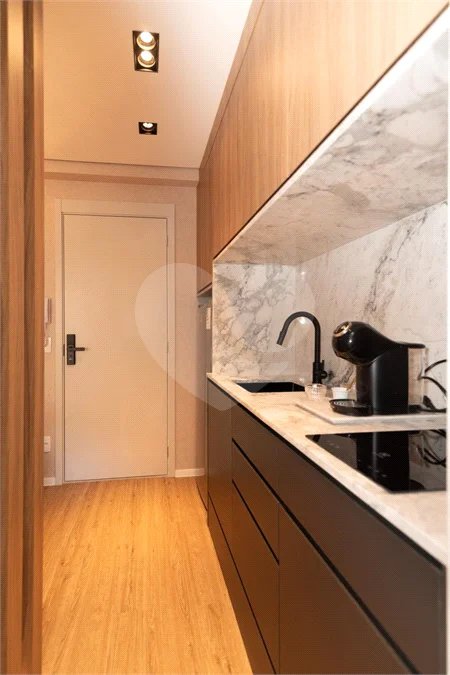 Studio Mobiliado em Moema | 29m² Pronto para Morar ou Investir