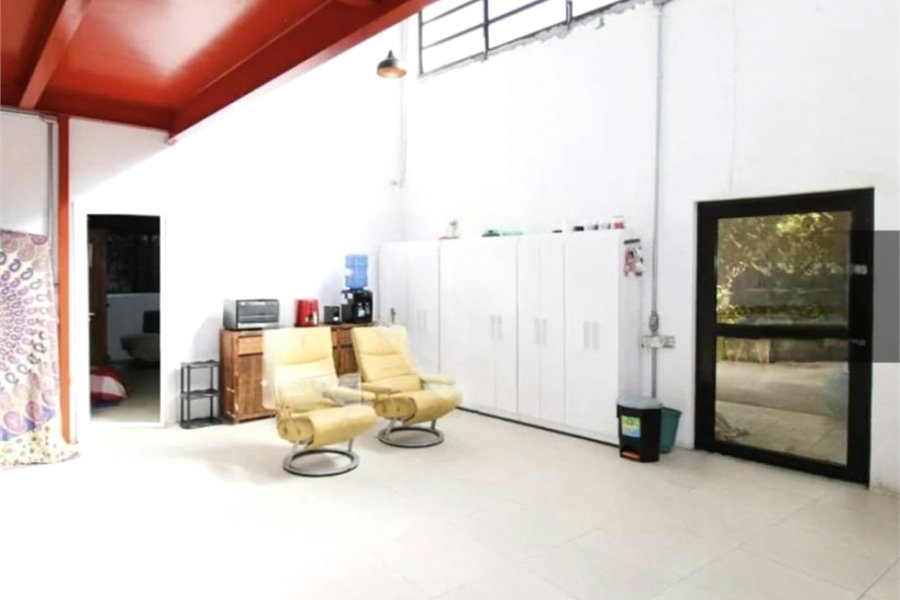 Casa no TREMEMBÉ Casa Estilo Rústico Industrial - JD GUAPIRA - CONDOMÍNIO FECHADO