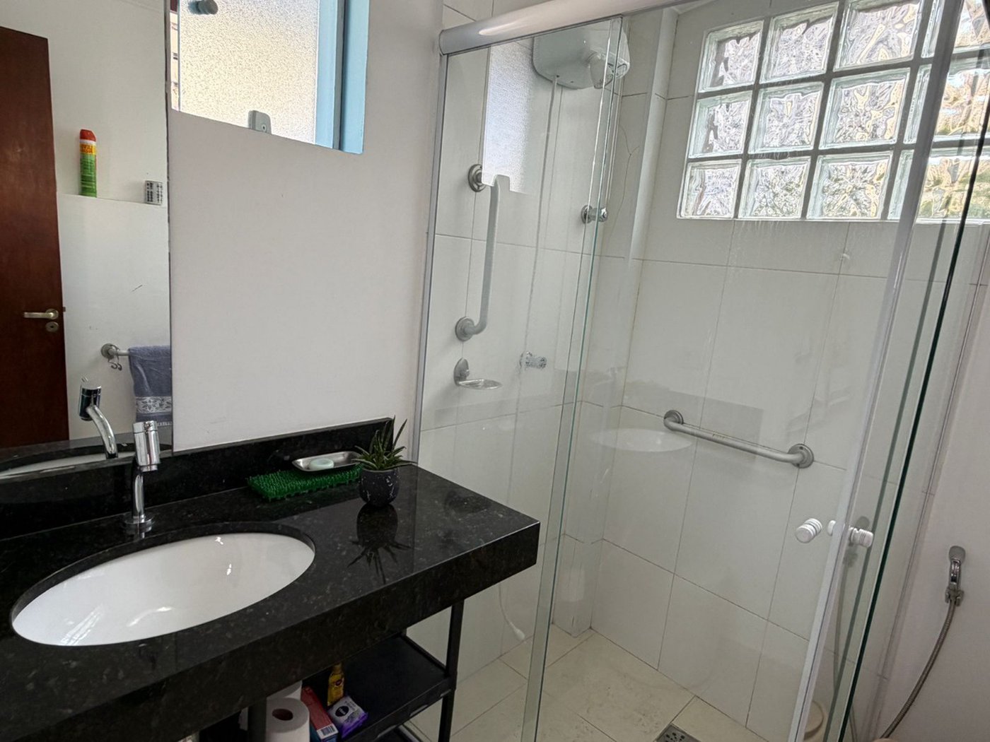 Casa para venda em Jardim Peri Peri com 3 quartos, sendo 1 suíte, 149m²