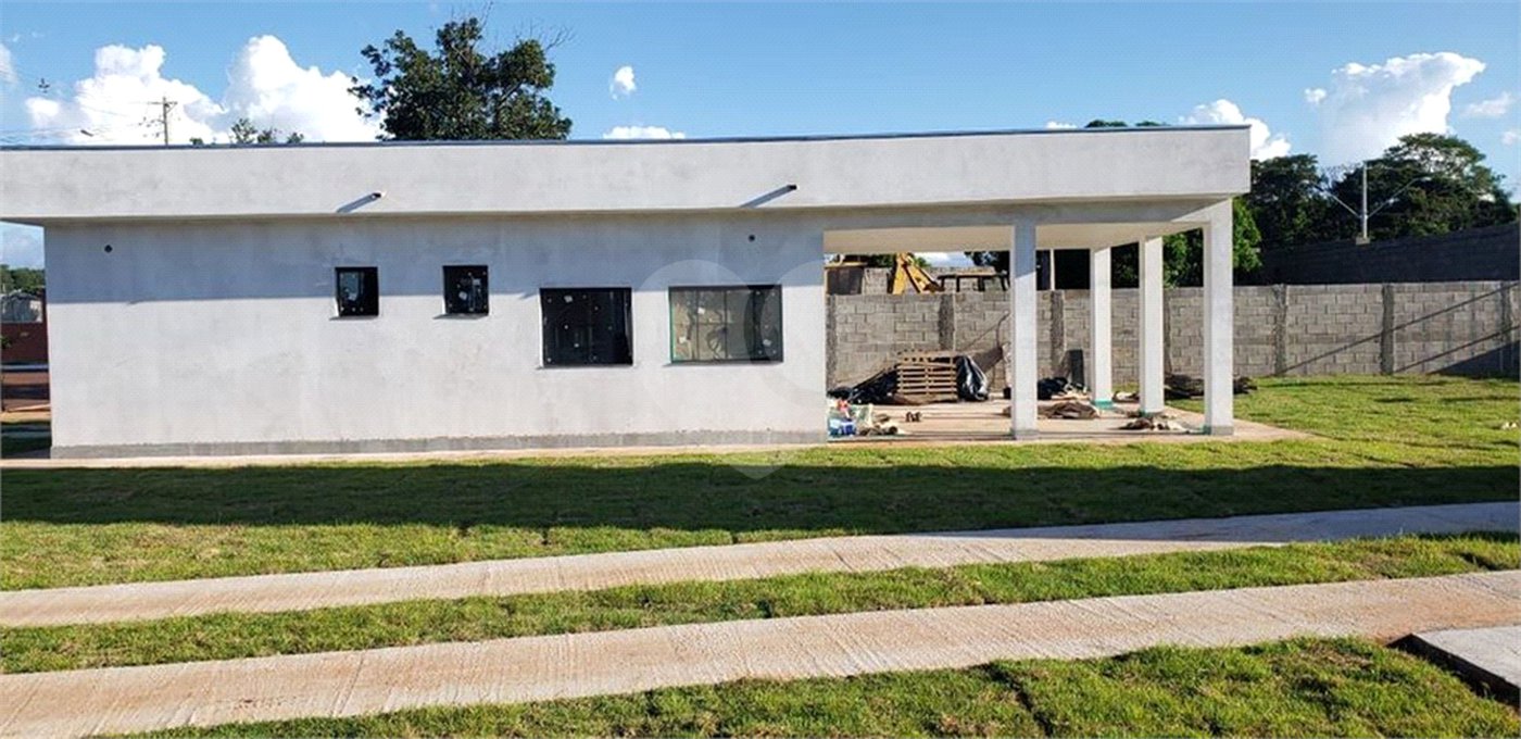 Terreno para venda no Condomínio fechado Recanto do Sabiá