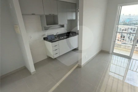 Apartamento à venda na Vila São João, próximo as Shopping Internacional de Guarulhos, com 43 m² com 2 dormitórios e 1 vaga de garagem