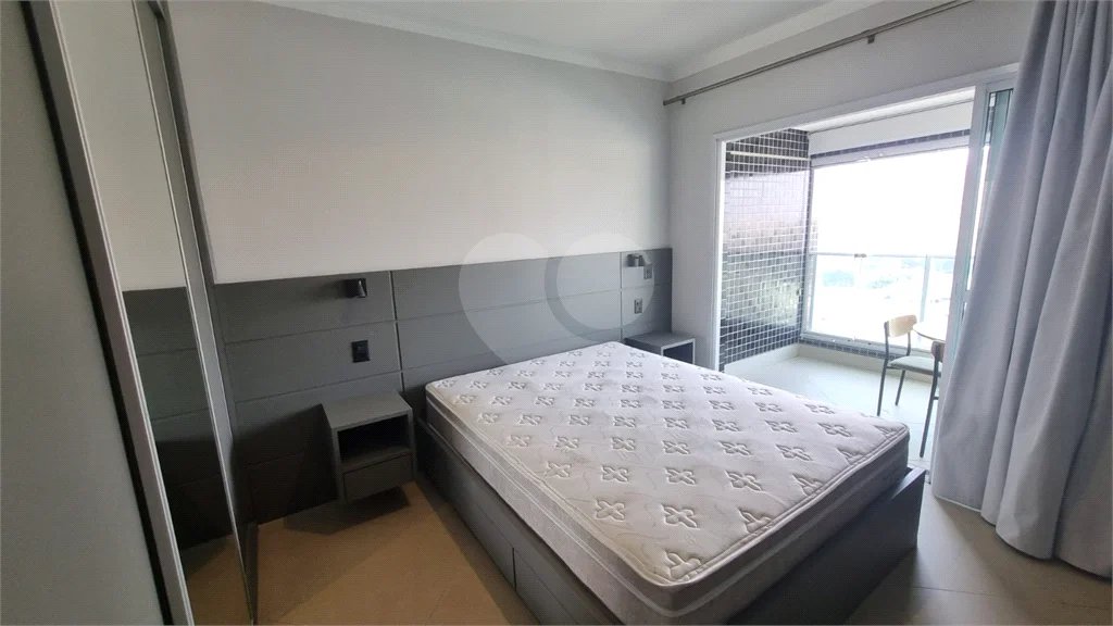 Apartamento Mobiliado no Anália Franco