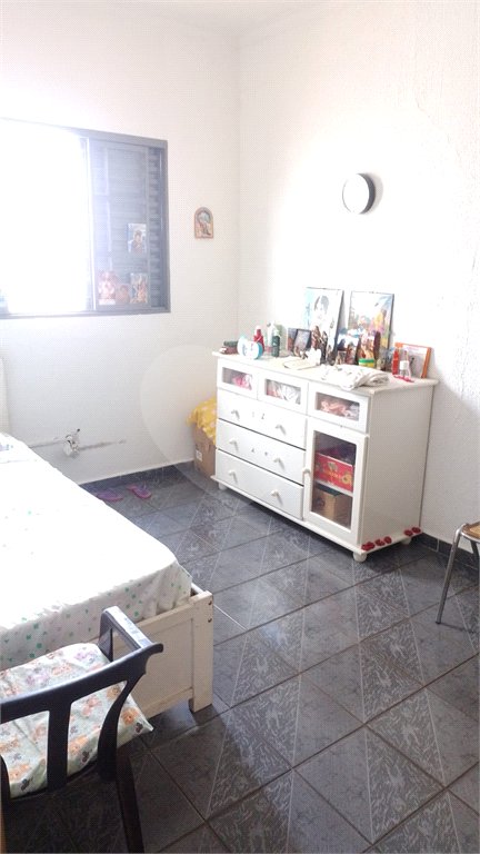 Casa a venda na rua Coronel Leopoldo Prado