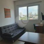 Apartamento com 34m², 2 quartos, à venda no Cambuci
