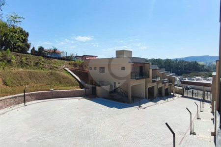 Casa para Locação no Residencial São Sebastião em Louveira/SP