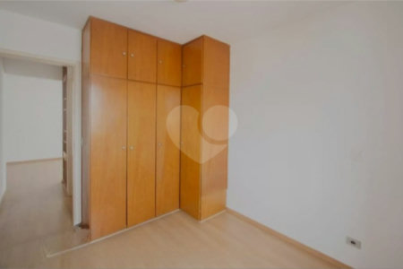 Apartamento para venda no Campo Belo 72m² com 02 dormitórios 1 vaga