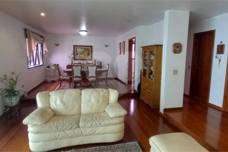 Apartamento à Venda em Mirandópolis com 4 Dormitórios, 2 Suítes e 4 Vagas