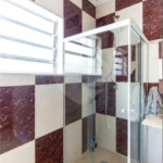 Sobrado à venda no Ipiranga de 140m² com 4 suítes e 3 vagas.