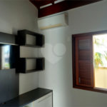 Casa charmosa e elegante localizada no deslumbrante Condomínio Villagio Capriccio Louveira SP