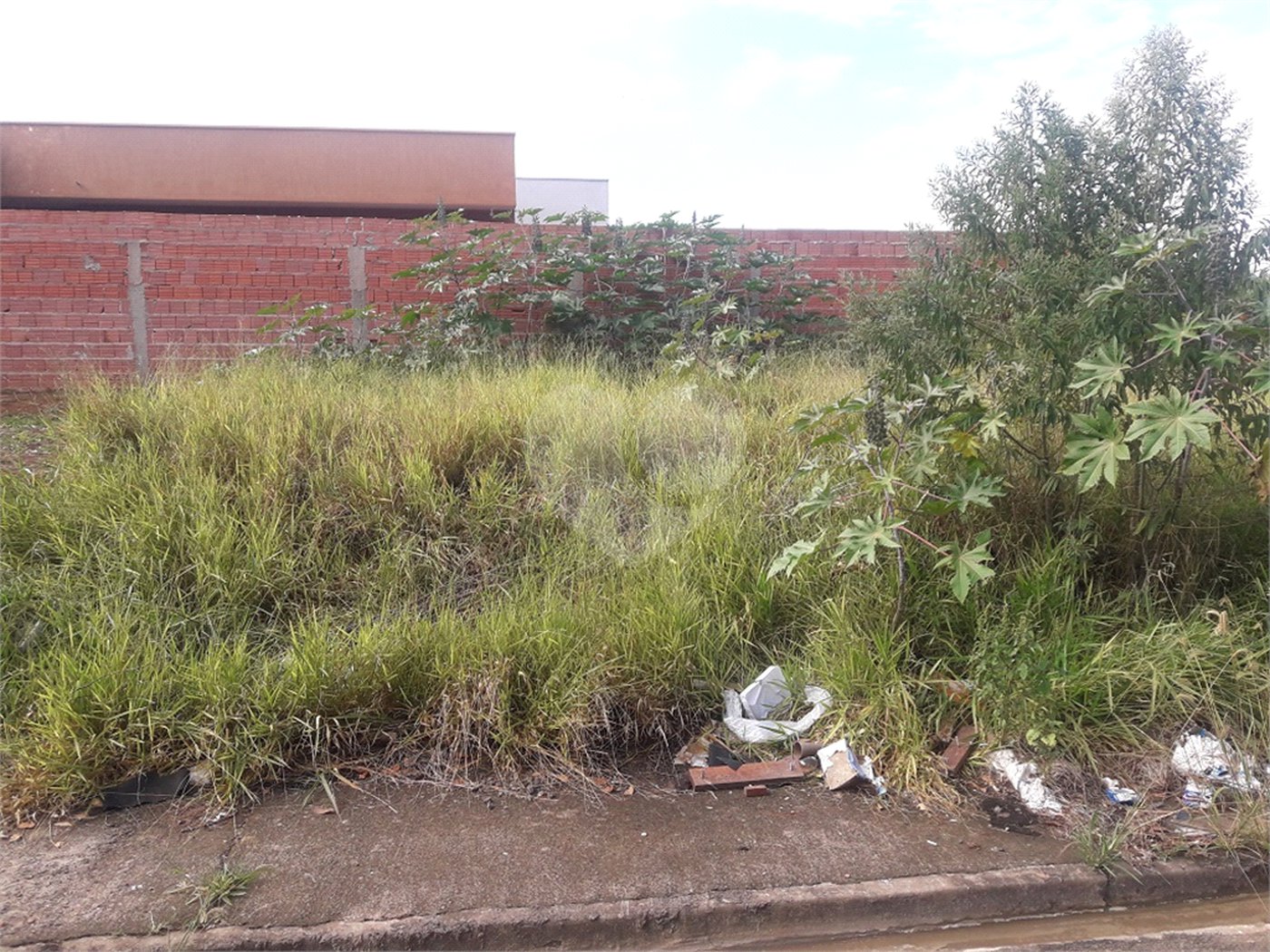 Vendo Terreno no Parque Industrial com fácil acesso a UFSCAR e USP Campus I
