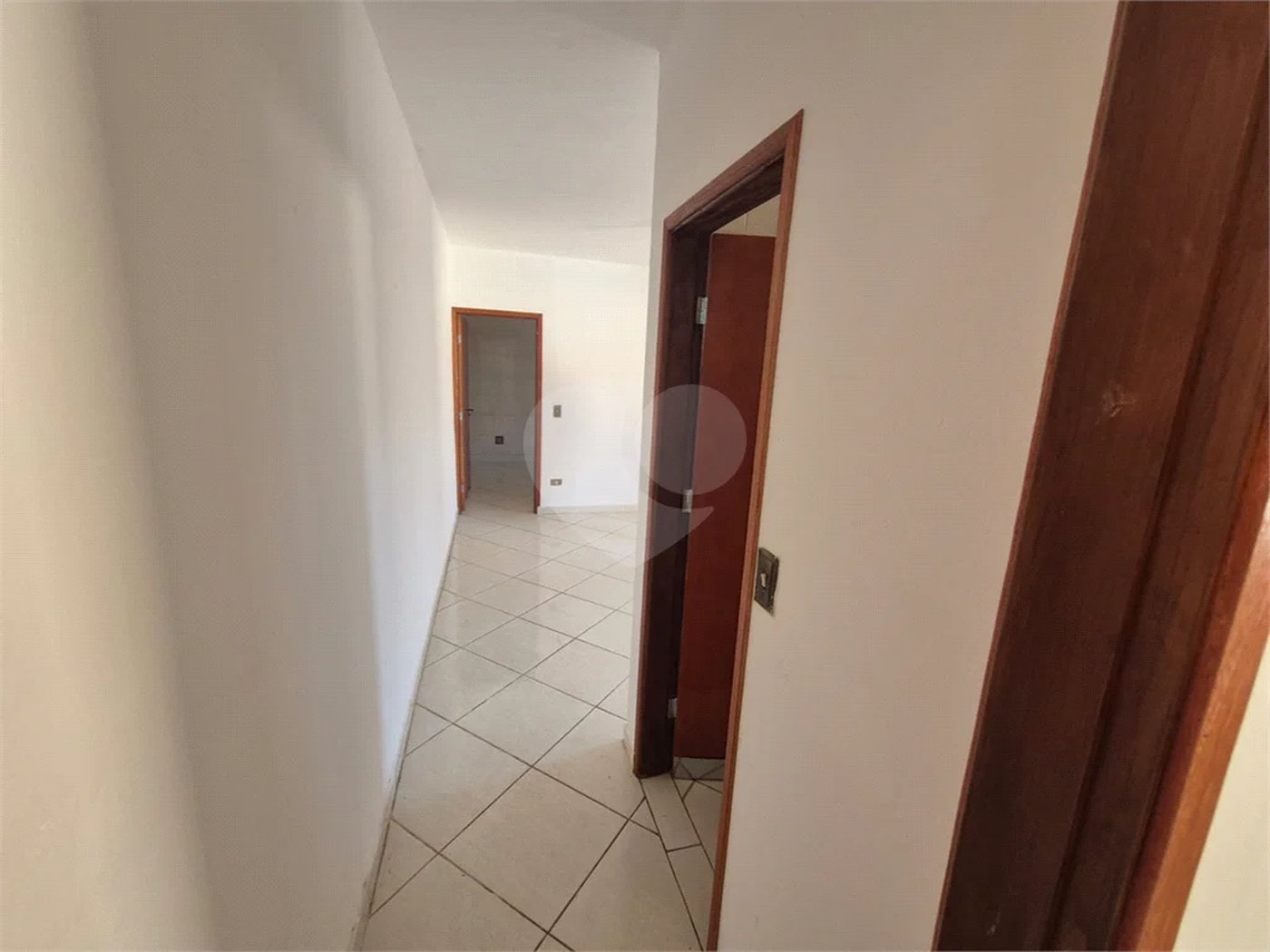 Dois imóveis em um terreno de 300 m² (12 x 25) - Com acesso independente