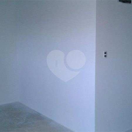 Excelente sala comercial com 36 m² e vaga para auto no Carrão.