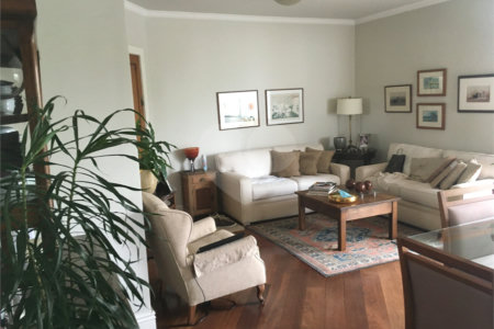 Campo Belo: Elegante Apartamento de 113 m² com Suíte e 2 Vagas em Localização Privilegiada