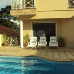 SOBRADO MARAVILHOSO A VENDA NO JARDIM FLORESTA (TREMEMBÉ) - 4 SUÍTES, PISCINA E 6 VAGAS DE GARAGEM