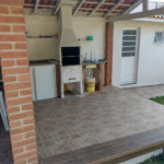 Indaiatuba- Recreio Internacional Viracopos - Terreno com 1000 ms - construido 200 ms - Sobrado com 3 dorms, 1 suite, Ar condicionado nos quartos e sala, cozinha com armários, cooktop, ampla varanda - Quiosque com churrasqueira e piscina , playground, garagem, deposito - R$ 1.500.000,00 - não ace