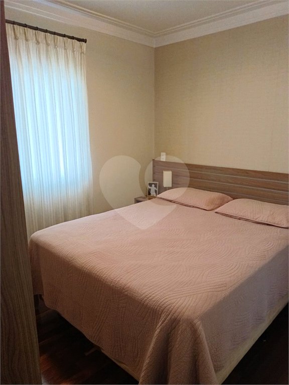 Apartamento na Região da Mooca. Excelente Localização com 3 Dormitórios sendo 1 Suíte e 2 Vagas de Garagem