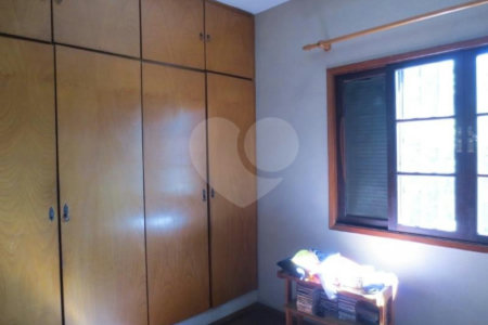 Casa Térrea c/Subsolo na Saúde c/300m2 4Quartos/2 Suítes/15 Vagas