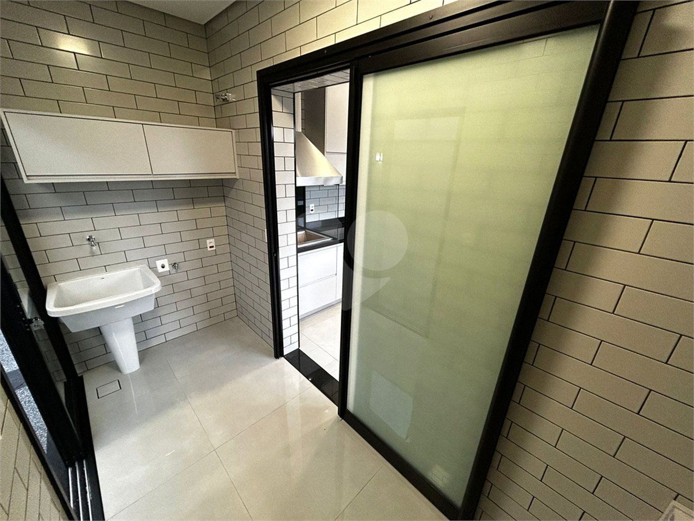 Casa para venda no condomínio de alto padrão Damha III,