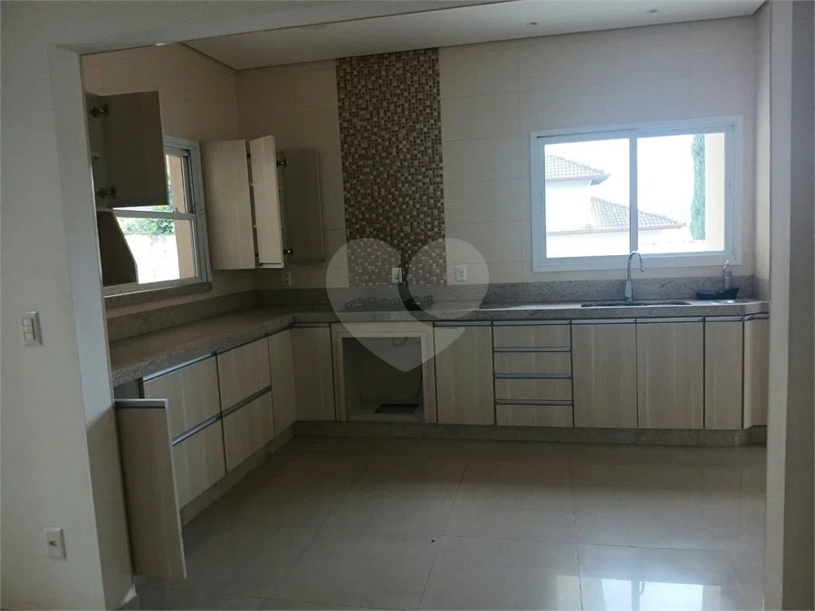 Casa para Locação no Condomínio Recanto dos Paturis em Vinhedo/SP