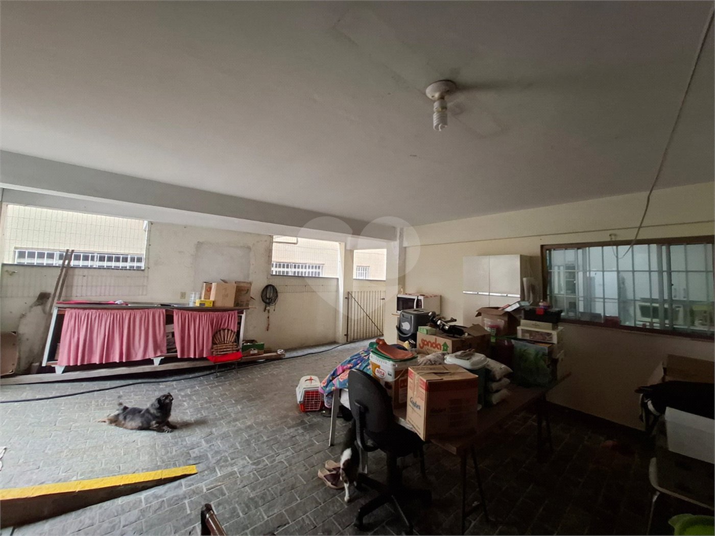 Sobrado venda ou locação HORTO com 254m2, 4 quartos, 2 sala, 2 cozinha, quintal e 3 vagas de garagem