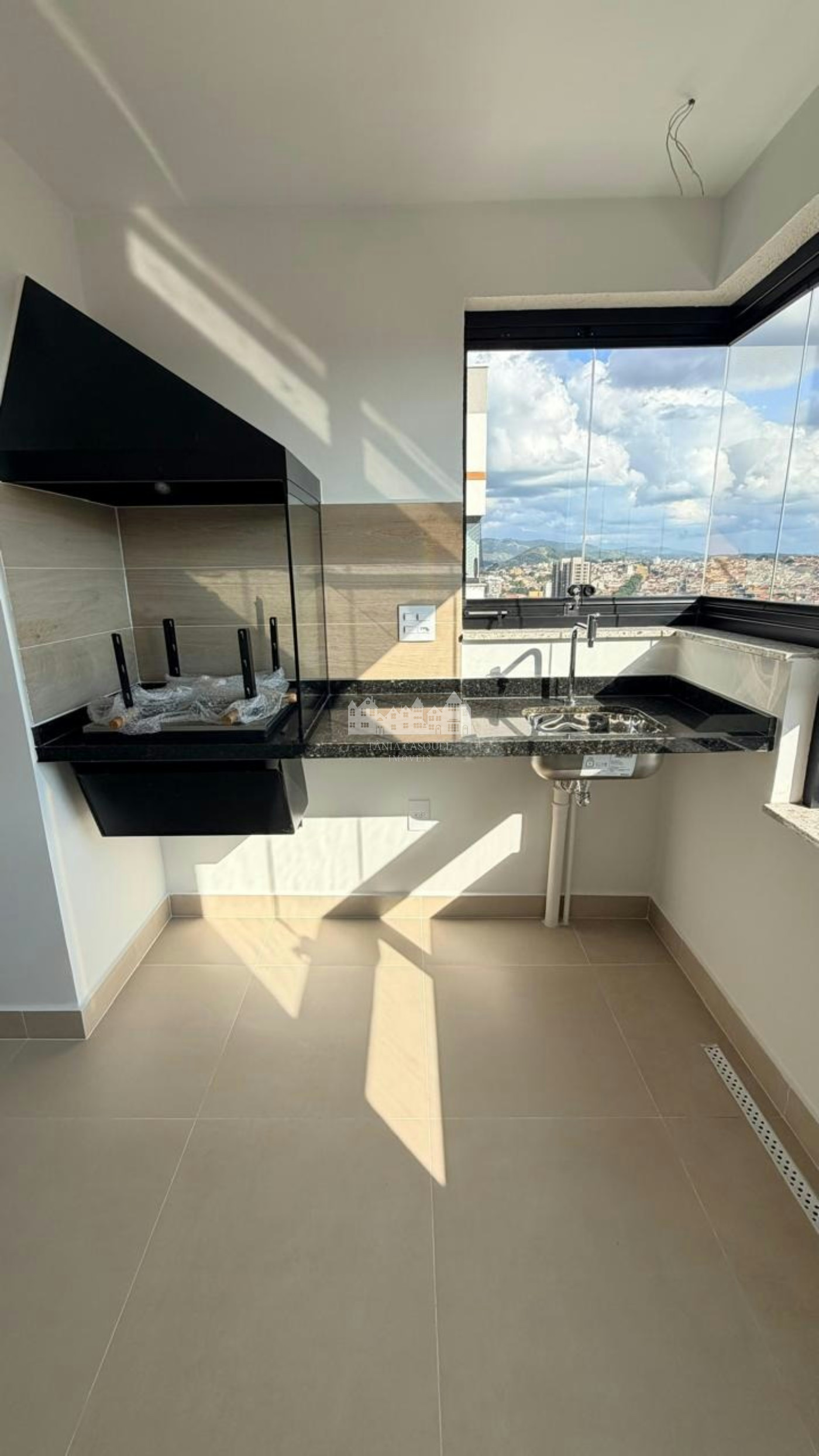 Apartamento à venda com 2 suítes em Alvinópolis, Atibaia, SP