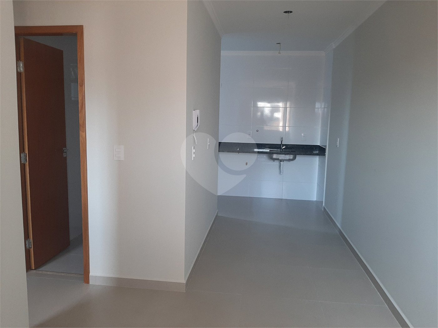 Apartamento com 37m2, 2 quartos, banheiro, sala, cozinha, COM vaga