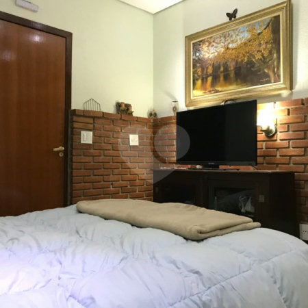 Casa A Venda Metrô Armênia E Shoping D- 3 Quartos-reformada.