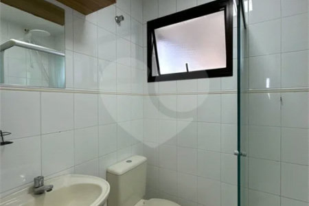 Apartamento 68m² com 3 Dormitórios, 1 Suíte e 2 Vagas na Vila Euclides