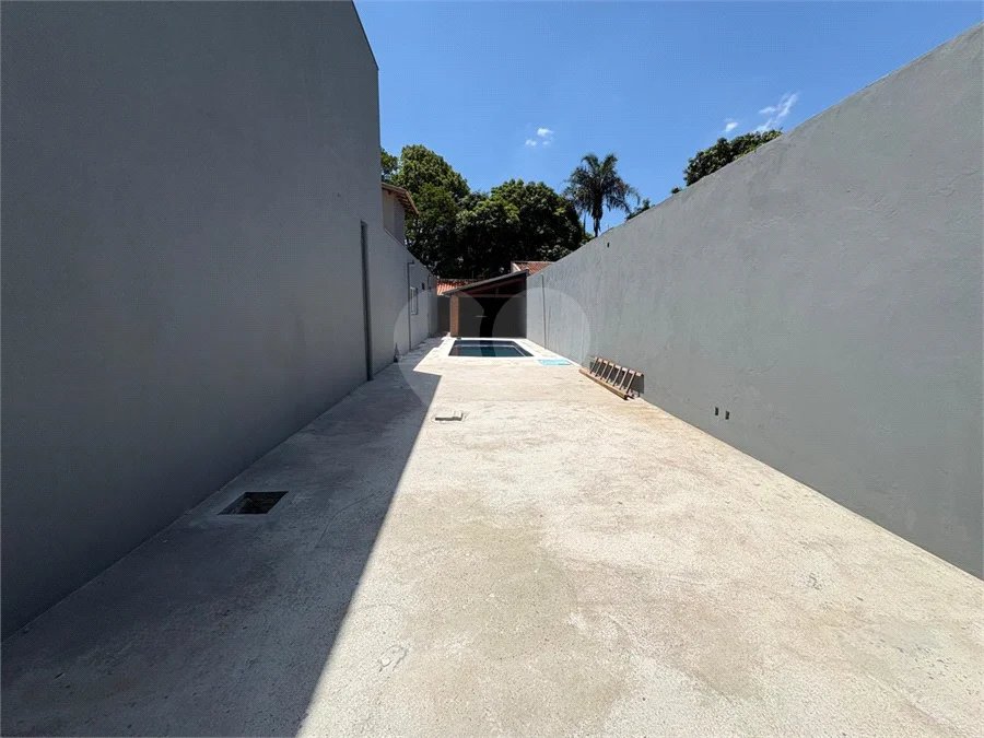 CASA COM PISCINA VENDA JARDIM MUNIQUE