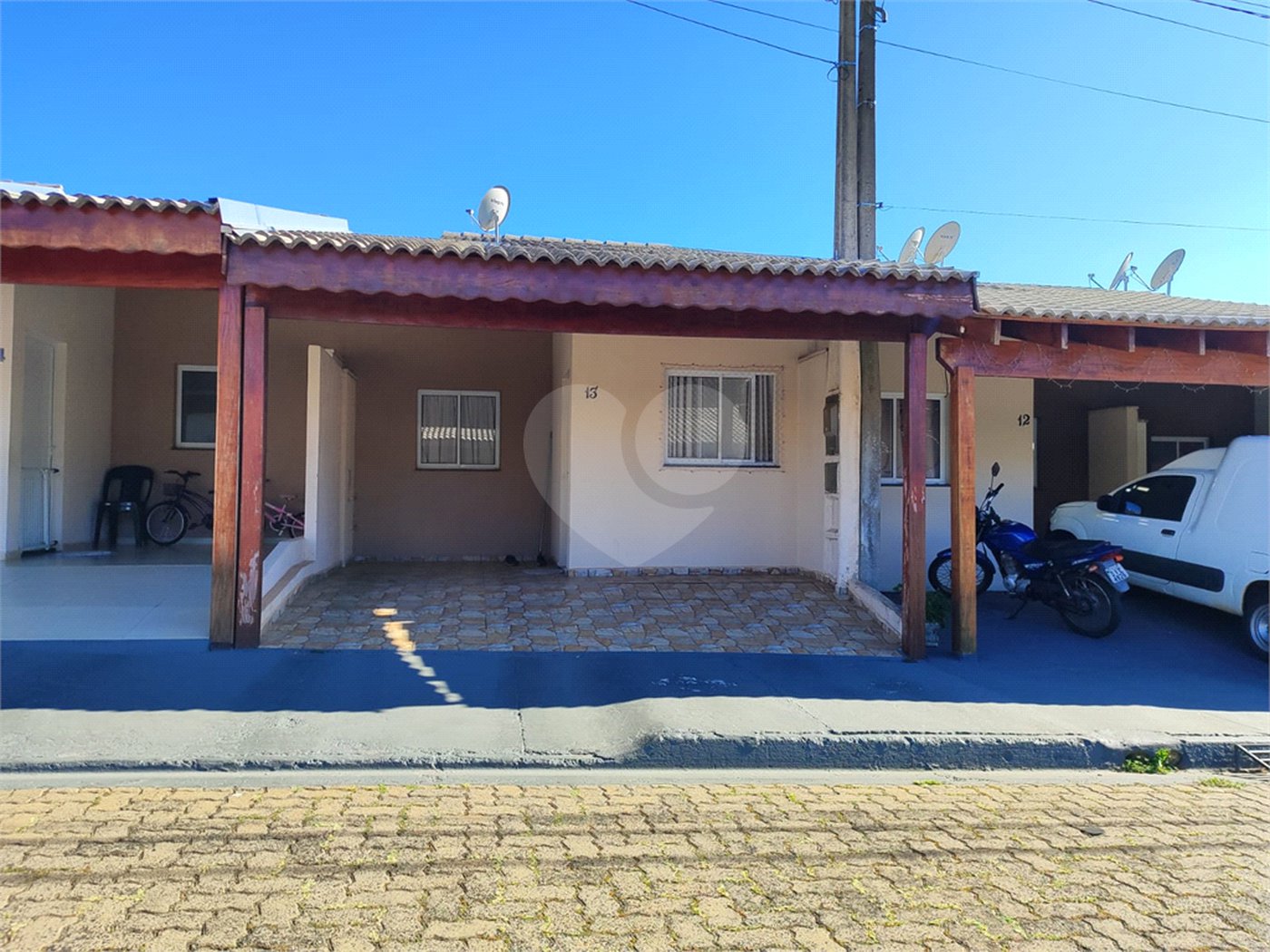 Casa térrea no Condomínio Flamboyant II .