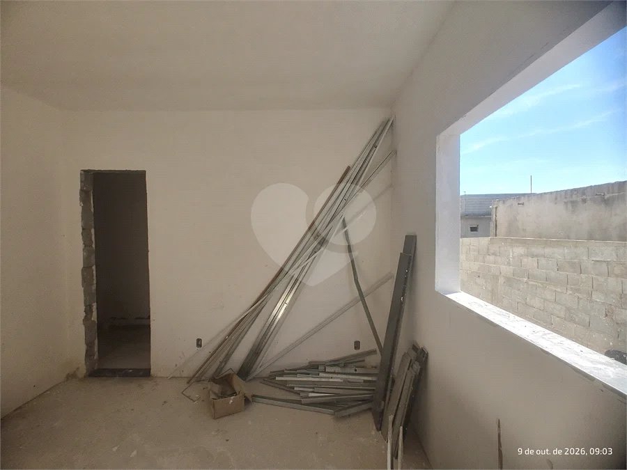 Apartamento 2 dormitórios (1 suíte) com vaga garagem, excelente localização, programa MCMV