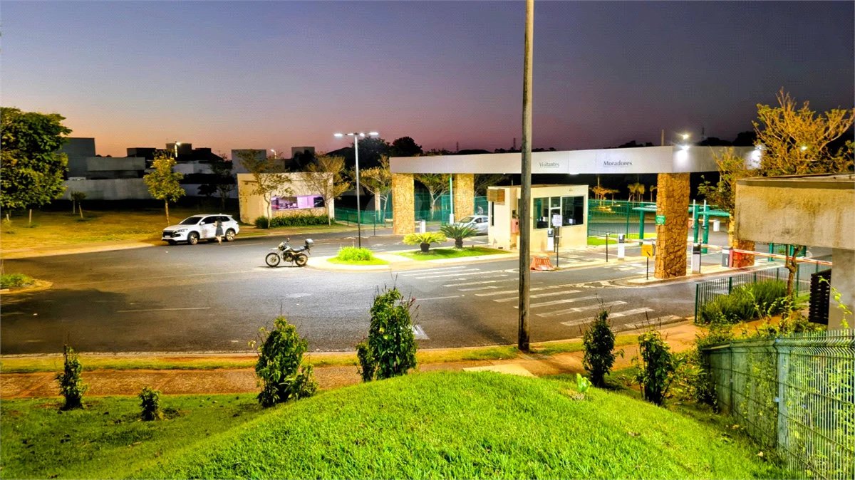 Terreno com ótima localização no Cyrela Landscape 439 Metros quadrados, próximo ao clube do condominio
