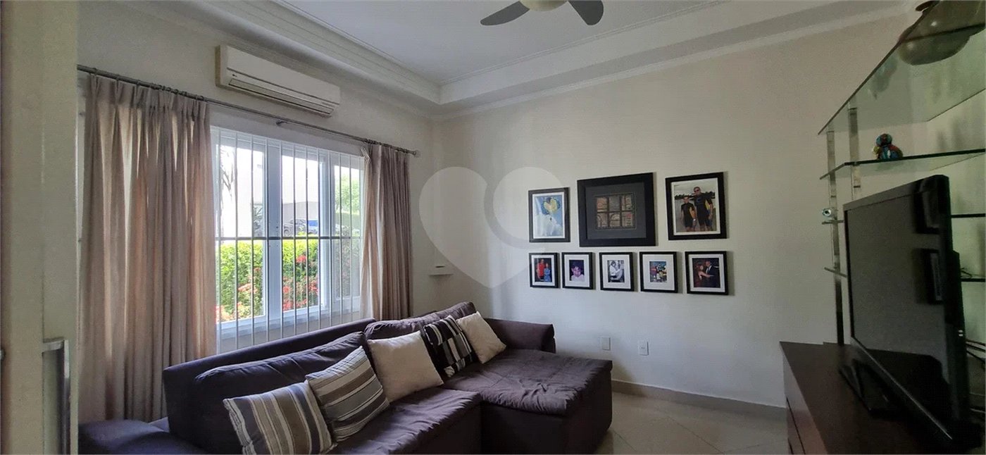 Lindo sobrado com 4 suites e piscina à venda, 365m², por R$ 2.450.000,00 no condomínio Villa Suiça, em Indaiatuba/SP.