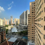 Apartamento á venda na Bela Vista com 57m² reformado e com armário embutido.