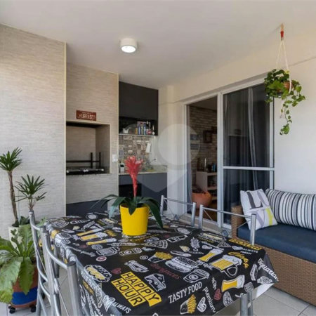 Lindo apto condomínio clube com varanda gourmet