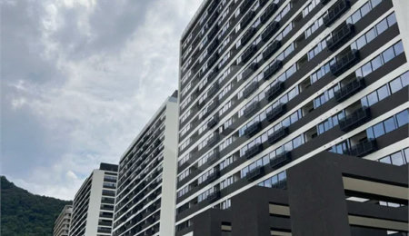 Cobertura à venda com 3 quartos, sendo 1 suíte,  em Jacarepaguá, Rio de Janeiro, RJ