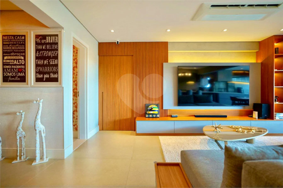 Apartamento para venda em Jardim Prudência com 3 quartos, sendo 3 suítes , 190m²