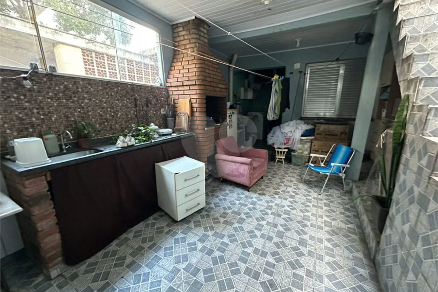 Sobrado à venda com 3 dormitórios próximo ao Shopping Interlagos