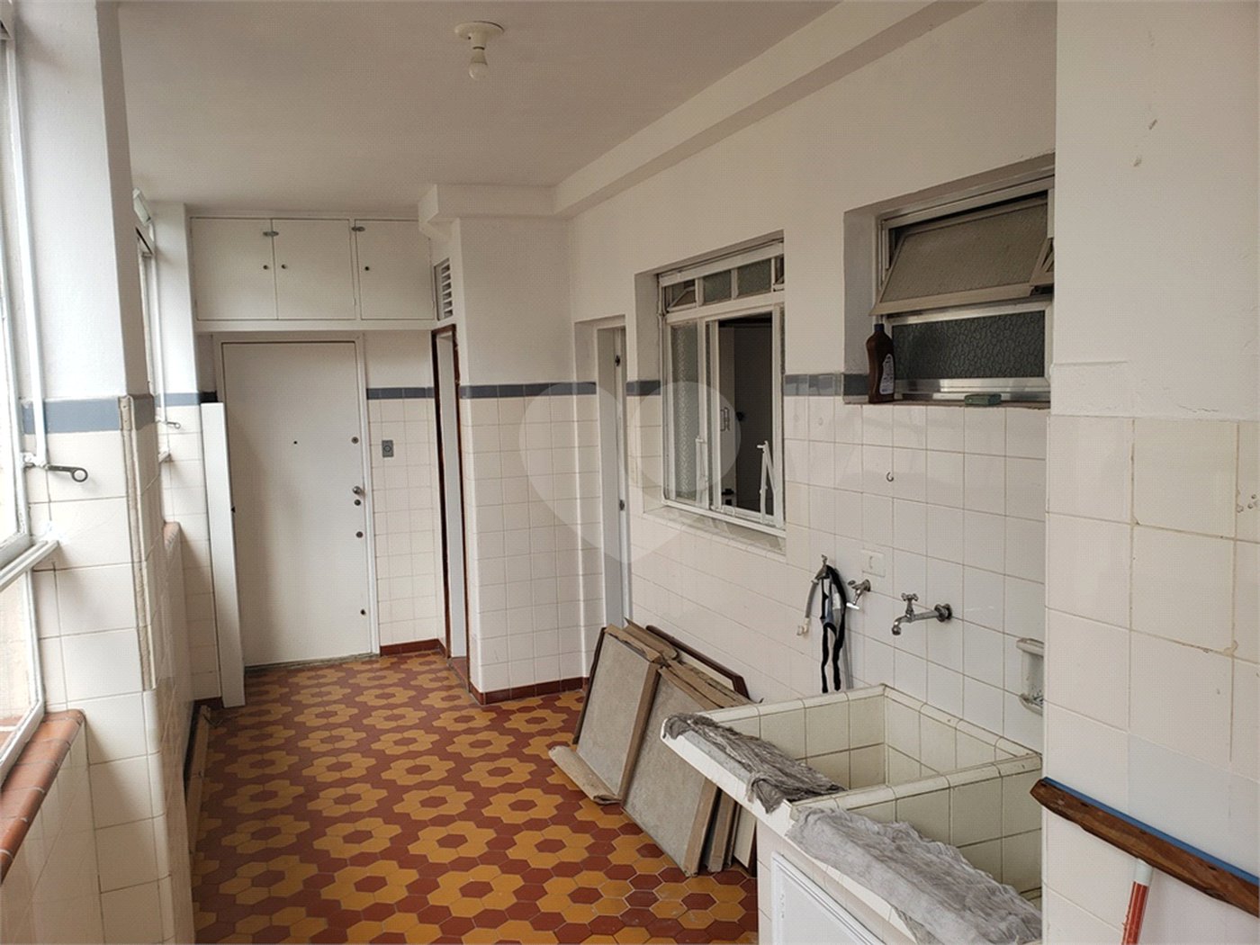 Apartamento para venda ou locação, 4 quartos (1 suíte), na Bela Vista, R Cincinato Braga