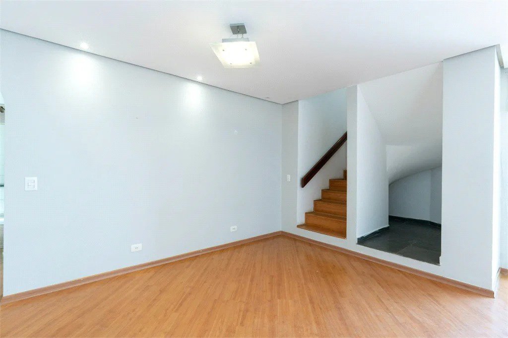 Cobertura à venda com 3 quartos, sendo 2 suítes, em Vila Progredior, São Paulo, SP