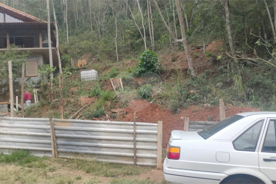 Excelente terreno à venda com 2950 m²