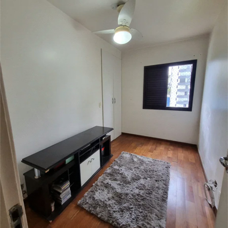 Apartamento à venda com 3 quartos, sendo 1 suíte, em Jardim Londrina, São Paulo, SP