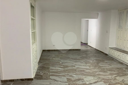 Imóvel Comercial á venda em São Carlos, rua São Sebastião.
