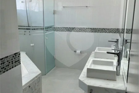 Lindo Sobrado com 3 suítes, à venda, 290 m², por R$ 2.340.000,00 no condomínio Helvetia Park em Indaiatuba/SP.