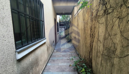 Sobrado à venda com 3 quartos, sendo 1 suíte, em Butantã, São Paulo, SP