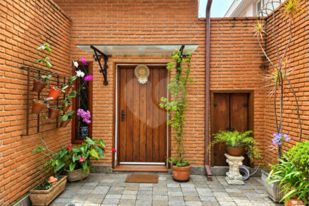 Sobrado com cinco quartos sendo 3 suites 4 vagas| R$ 3.300.000 no Alto da Boa Vista - São Paulo