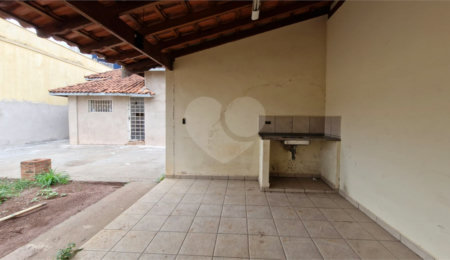 Casa à venda com 2 quartos em Jardim Macarengo, São Carlos, SP