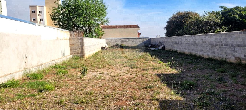 Terreno Padrão - Comercial para Venda no centro em São Carlos