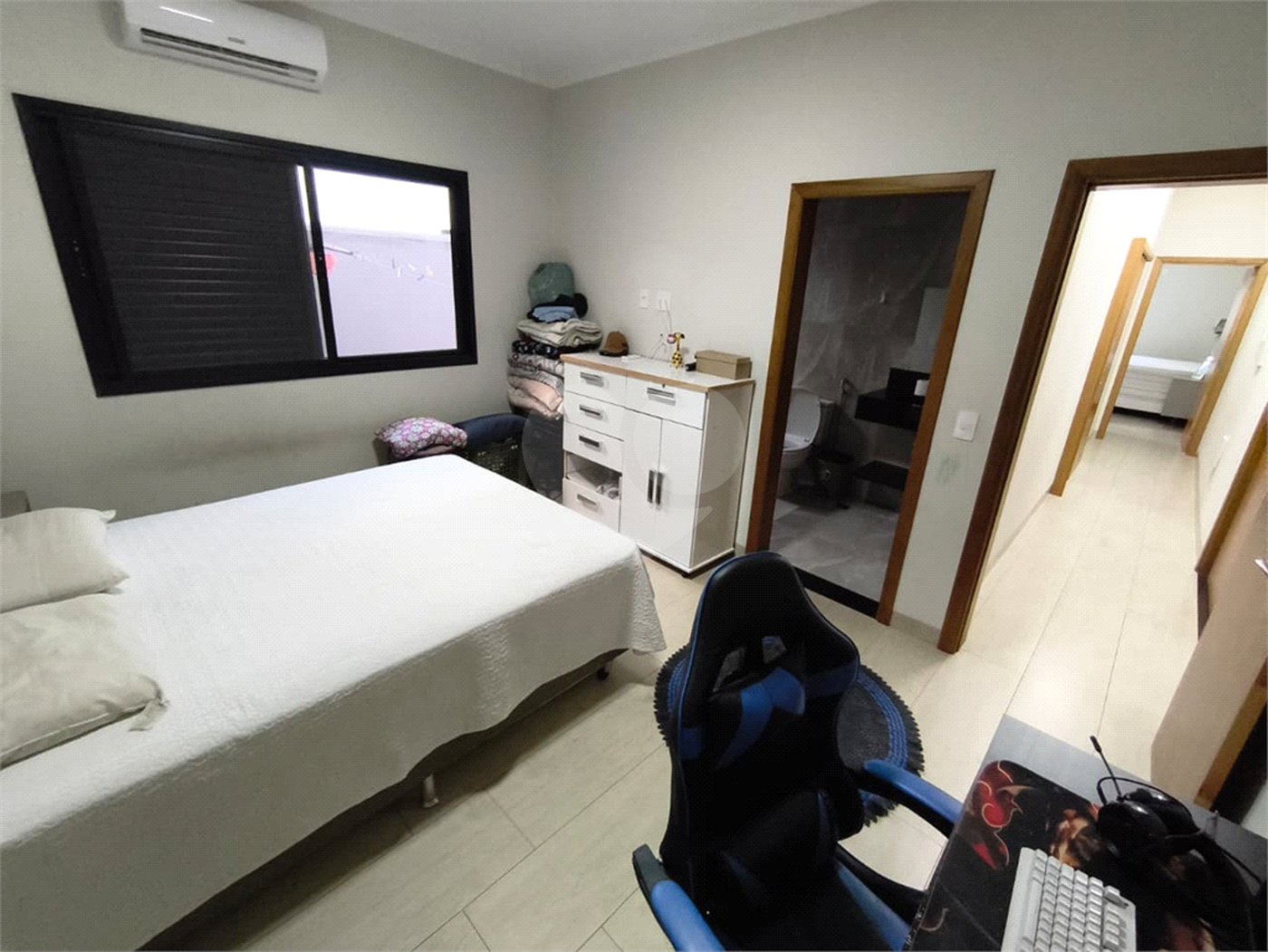 Casa 3 quartos 3 suítes Faixa Azul com piscina aquecida