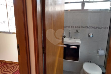 Casa Térrea à venda ou para alugar com 4 quartos, sendo 1 suíte, em Jardim Aeroporto, São Paulo, SP